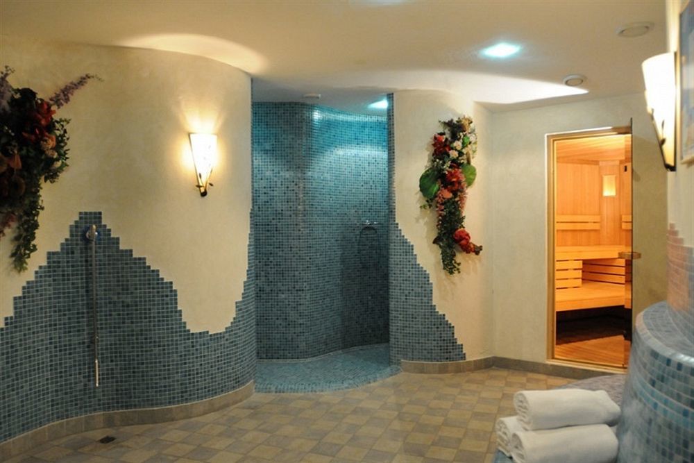 Hotel Bergkristall Brennero Esterno foto