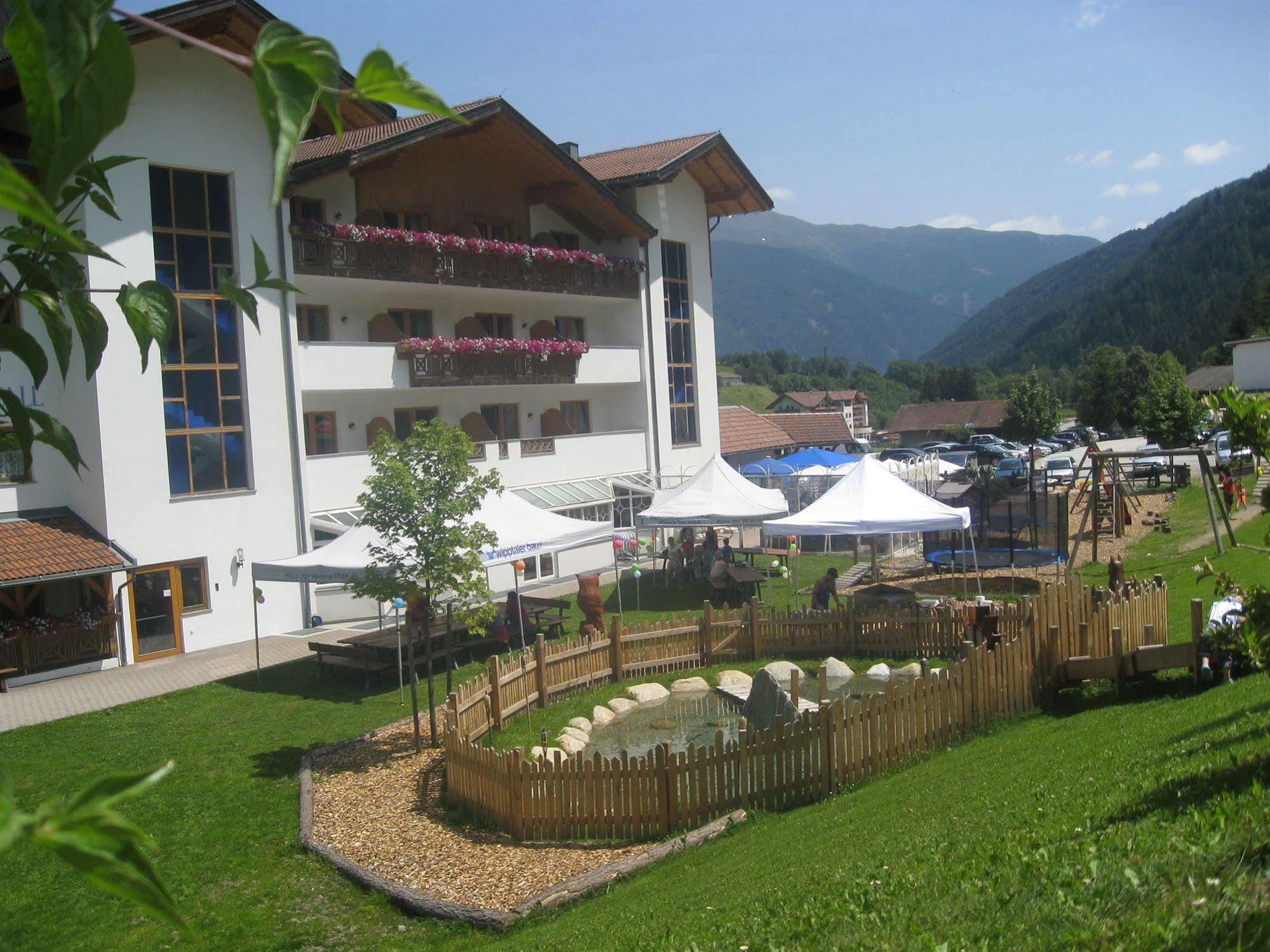 Hotel Bergkristall Brennero Esterno foto