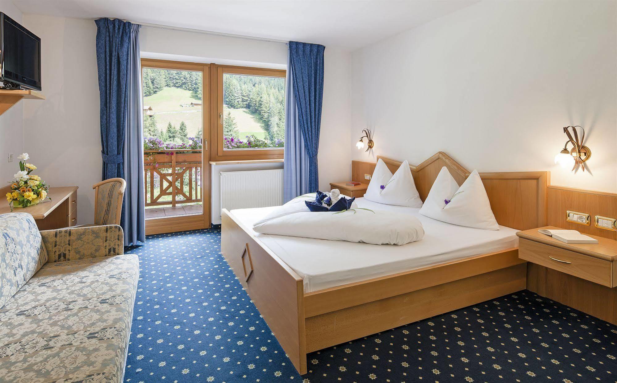 Hotel Bergkristall Brennero Esterno foto