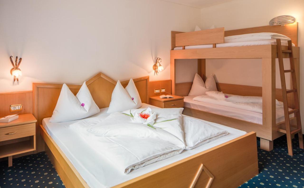 Hotel Bergkristall Brennero Esterno foto